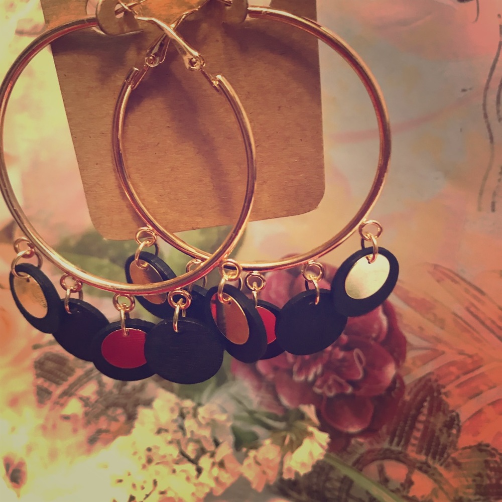 Hoops with wooden accent